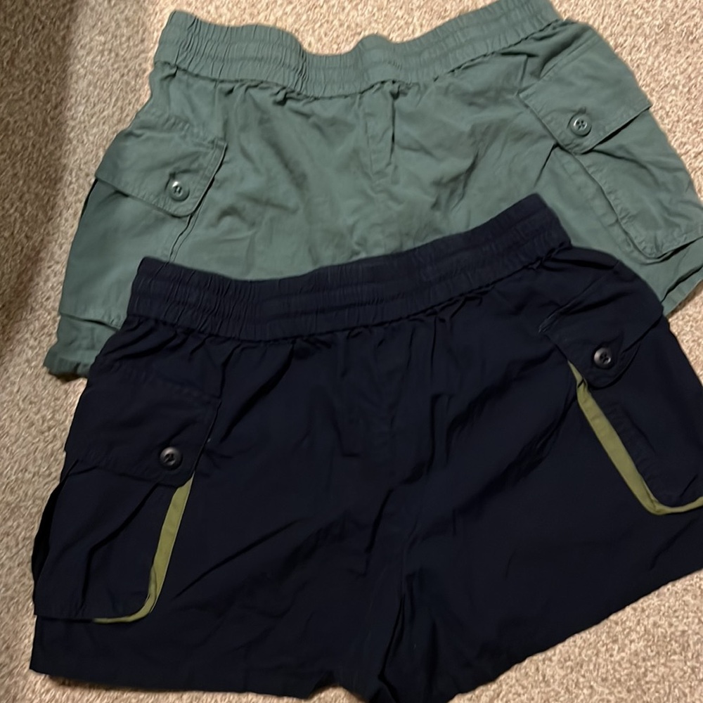 J. Crew Women's Cargo Shorts - Green and Navy - Picture 2 of 2